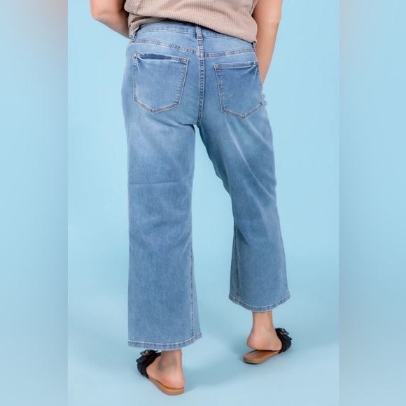 Judy Blue High Waist Double Button Waistband Cropped Wide Leg Jeans Size 15/32 - Picture 8 of 13